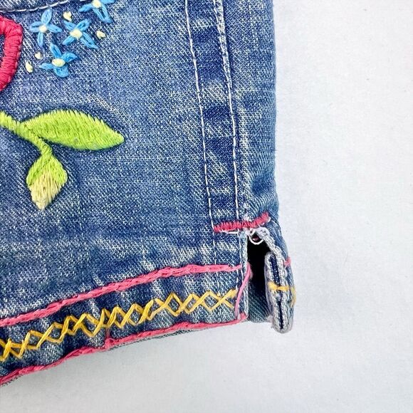 Baby Gap Denim Shortalls Toddler Girl XL 18-24 Denim Floral Embroidered 2001 Y2K - Picture 9 of 16